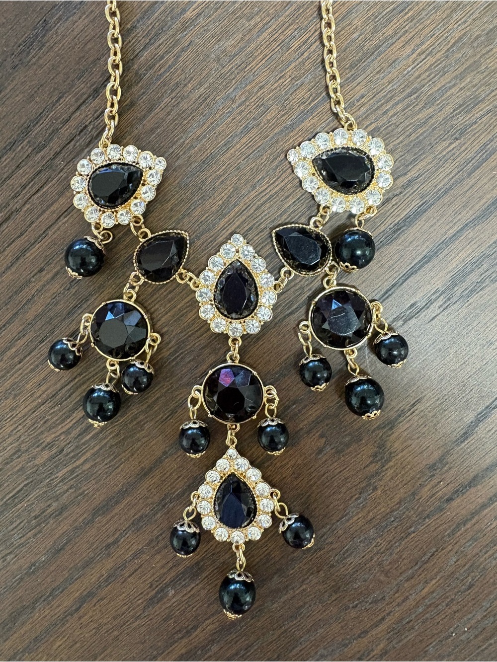Lilly Pulitzer black rhinestone statement necklace